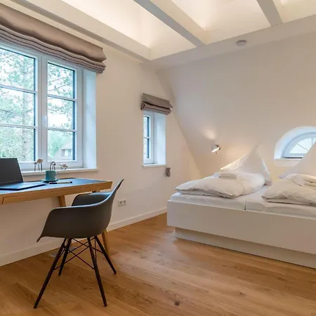 Reetdachhaus-hoher-himmel Holiday home *