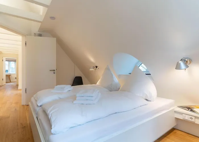 Reetdachhaus-hoher-himmel * Sankt Peter-Ording