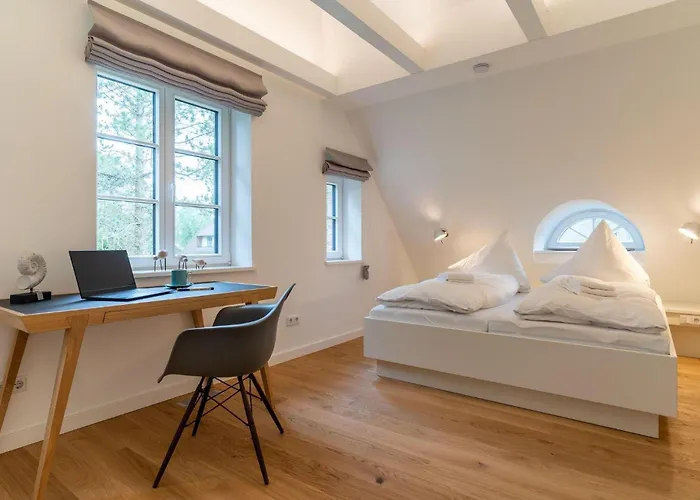 Reetdachhaus-hoher-himmel Feriehus *