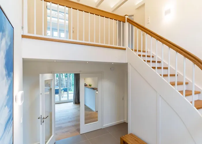 Vakantiehuis Reetdachhaus-hoher-himmel *